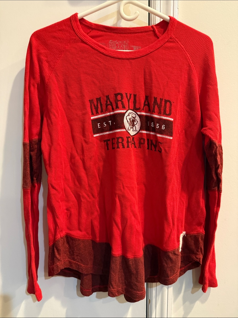 Maryland Terrapins Red Long Sleeve Thermal. Size small